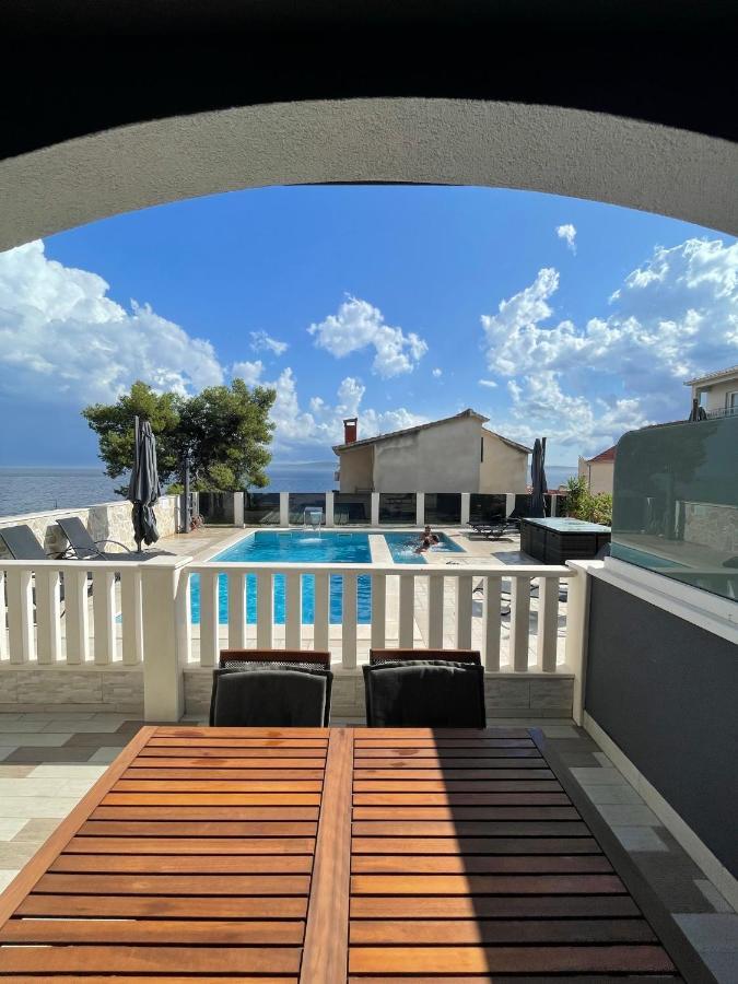 Villa Omazic トロギール エクステリア 写真
